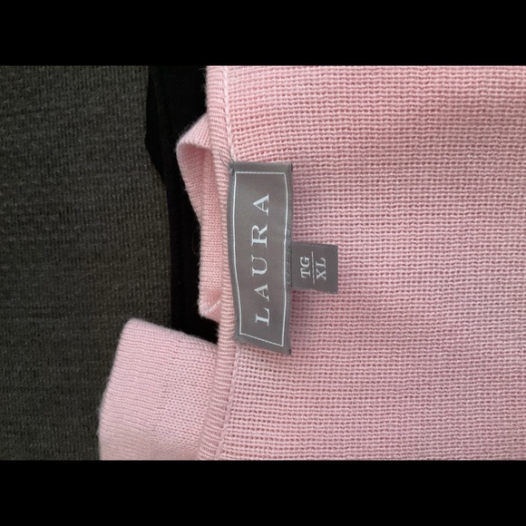 LAURA ..soft pink sweater coat - Picture 3 of 3